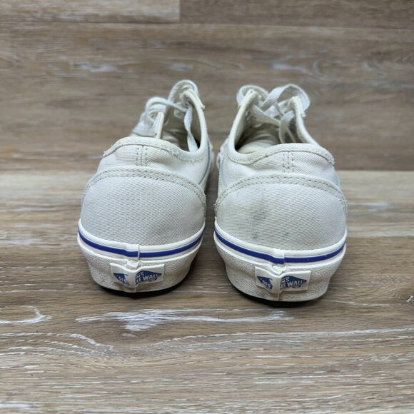 Vans Old Skool Classic White Canvas Sneaker Women's Size 9.5/Men's 8 - Picture 3 of 6